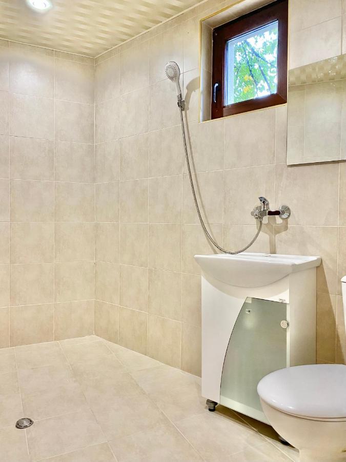 Apartment For 4 Guests Next To Mall & Free Street Parking Stara Zagora